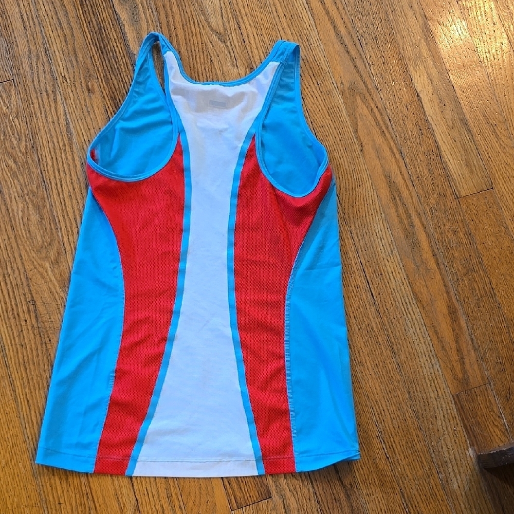 Bundle of Nike Blue Tank Top &  Athletic Lavender Short Sleeve Tee S - Picture 4 of 4